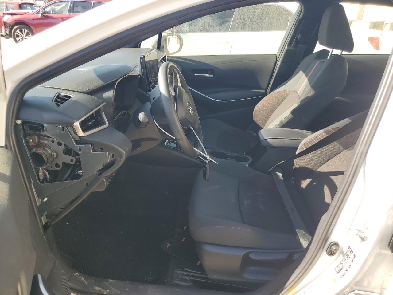 2024 TOYOTA COROLLA LE VIN:JTDBCMFE8R3045175