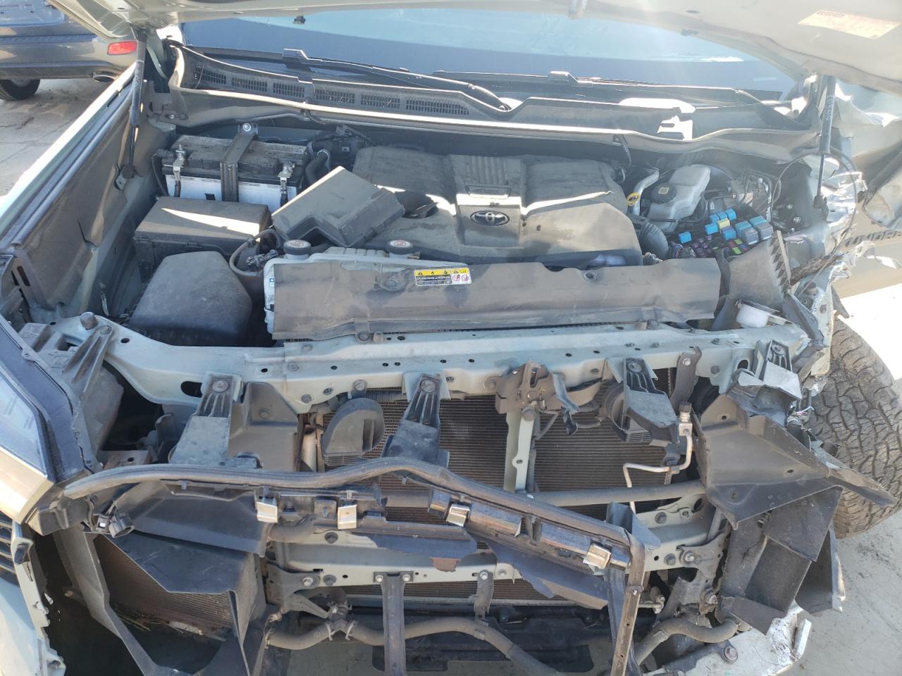 2022 TOYOTA TUNDRA DOUBLE CAB SR VIN:5TFLA5DA4NX003511