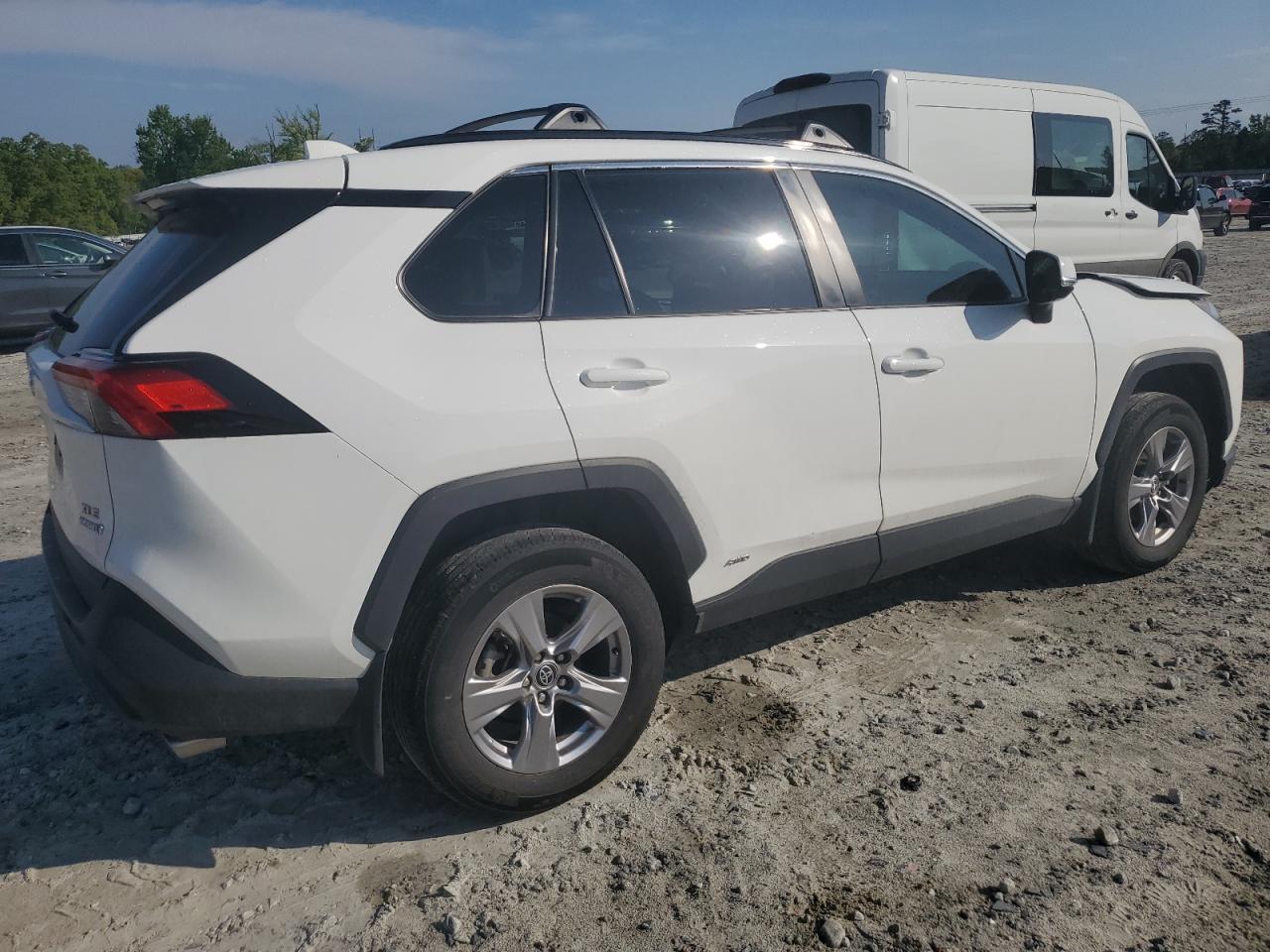 2022 TOYOTA RAV4 XLE VIN:2T3RWRFV7NW132060