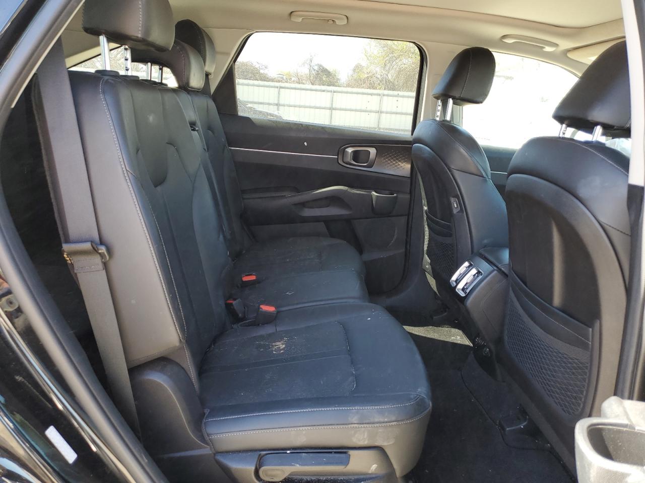 2022 KIA SORENTO S VIN:5XYRL4LC2NG104938