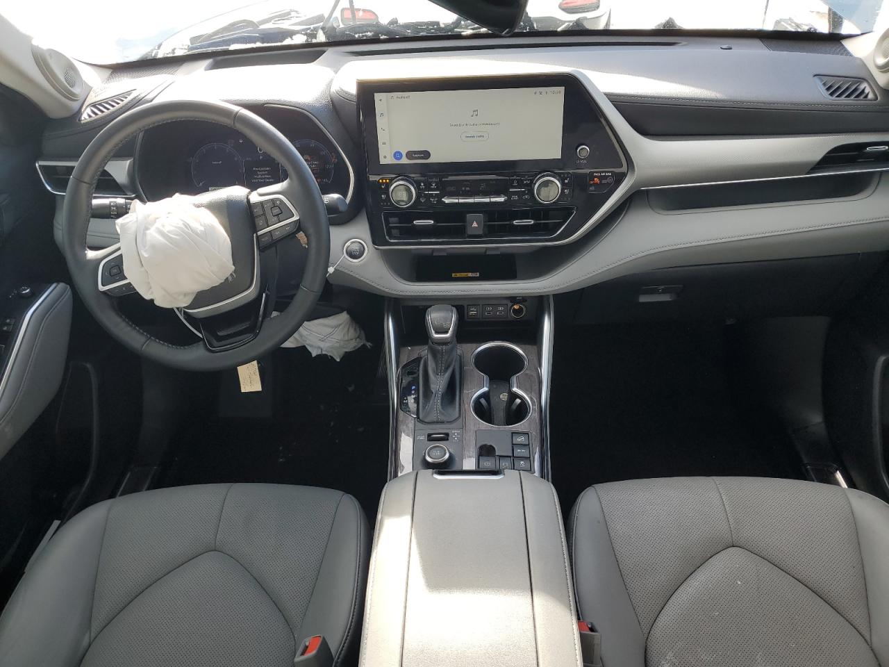 2024 TOYOTA HIGHLANDER LE VIN:5TDKDRBH9RS535536