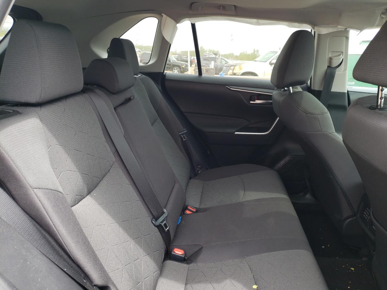 2023 TOYOTA RAV4 XLE VIN:2T3P1RFV2PC329146