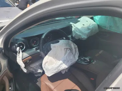 2018 Mercedes-Benz E 200 WDDZF4CB6JA386015 VIN:WDDZF4CB6JA386015