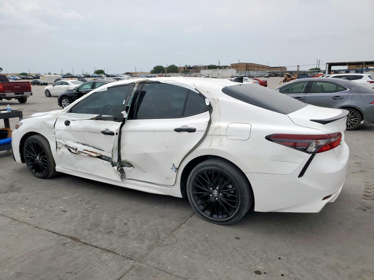2022 TOYOTA CAMRY SE VIN:4T1G11AK8NU033910