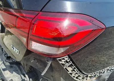 2016 Jaguar SL KMHFL411BGA009831 VIN:KMHFL411BGA009831