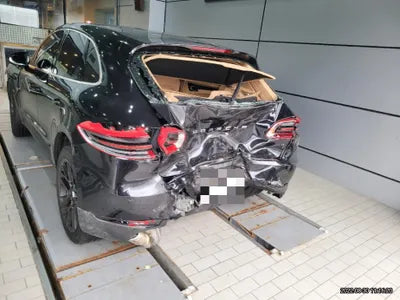 2017 Porsche Macan VIN: