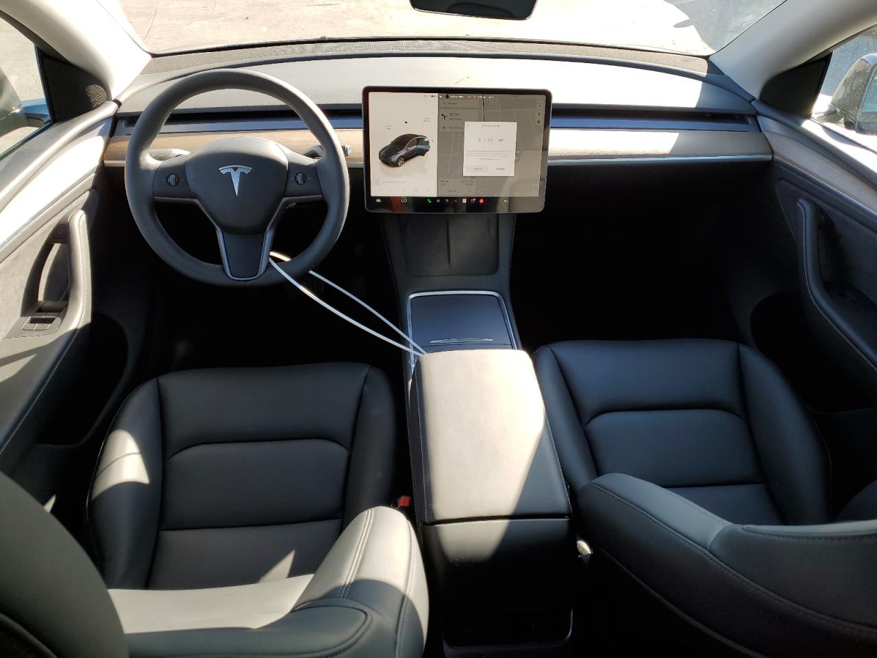 2024 TESLA MODEL Y  VIN:7SAYGDEEXRA256106