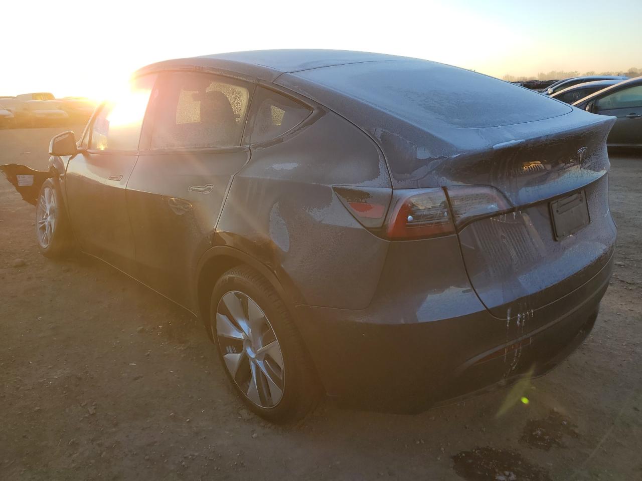 2023 TESLA MODEL Y  VIN:7SAYGDEEXPA188113