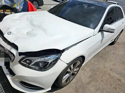 2014 Mercedes-Benz E 300 VIN: