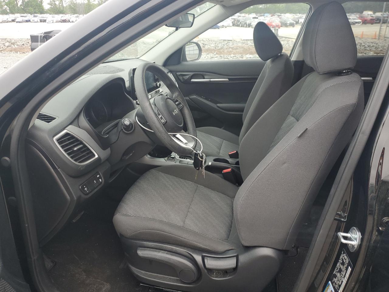 2022 KIA SELTOS LX VIN:KNDEPCAA7N7334874