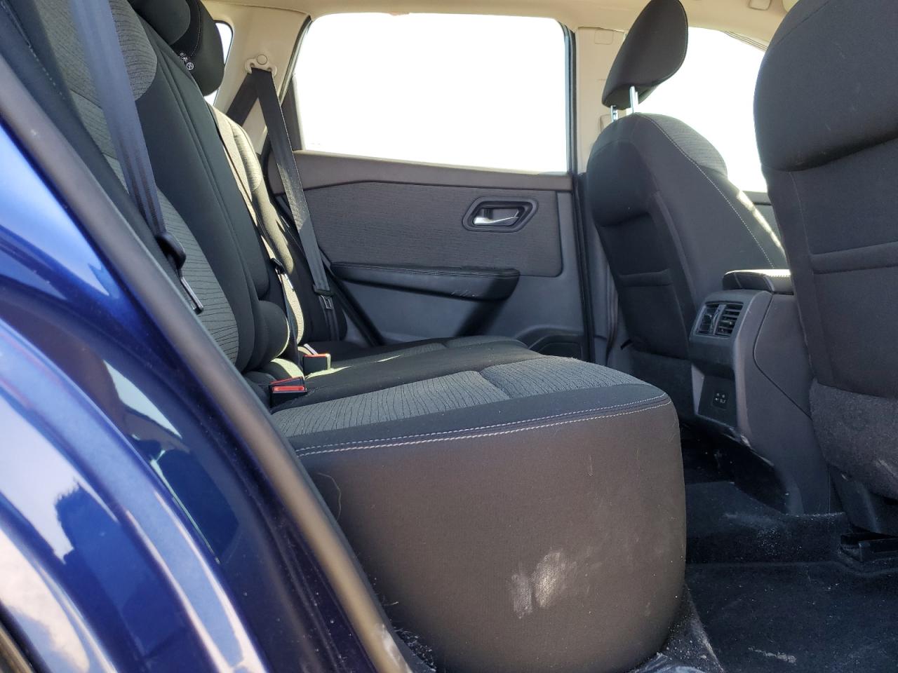 2022 NISSAN ROGUE SV VIN:5N1BT3BA7NC687227
