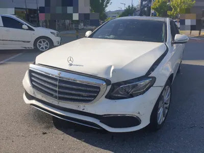 2019 Mercedes-Benz E 300 WDDZF4JB7KA640142 VIN:WDDZF4JB7KA640142