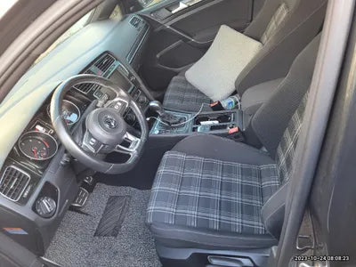 2016 Volkswagen Golf WVWZZZAUZGW157286 VIN:WVWZZZAUZGW157286
