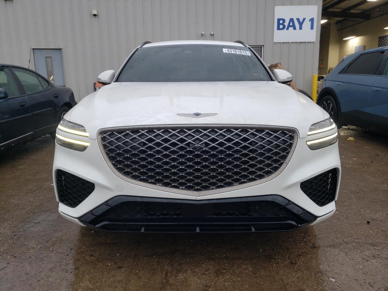 2023 GENESIS GV70 BASE VIN:KMUMADTB6PU104589