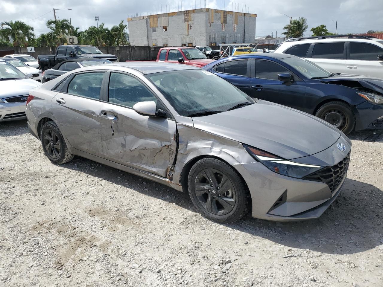 2023 HYUNDAI ELANTRA SEL VIN:KMHLM4AG4PU374257