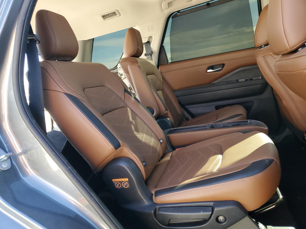 2023 NISSAN PATHFINDER PLATINUM VIN:1G6KD5RS7JU107171