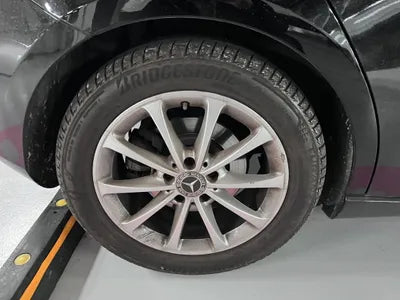 2019 Mercedes-Benz A 220 VIN: