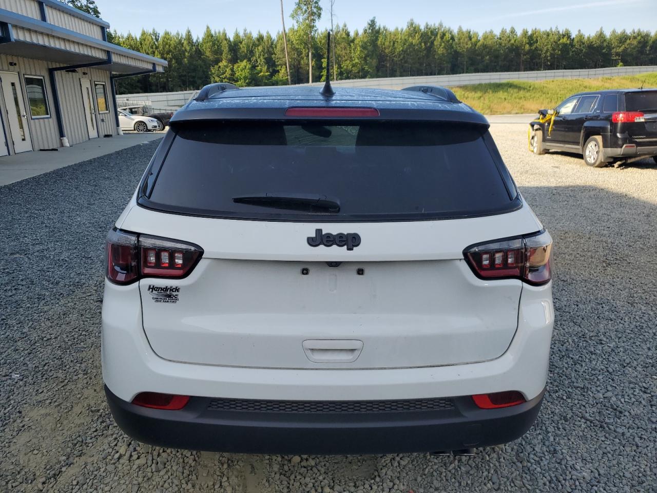 2022 JEEP COMPASS LATITUDE VIN:3C4NJCBB9NT167129