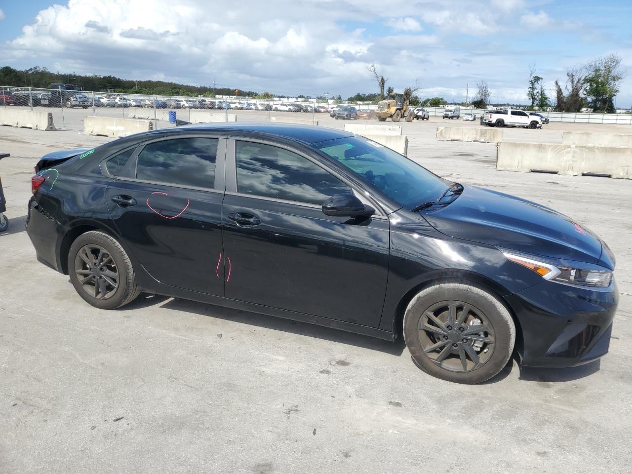 2023 KIA FORTE LX VIN:3KPF24AD0PE640563