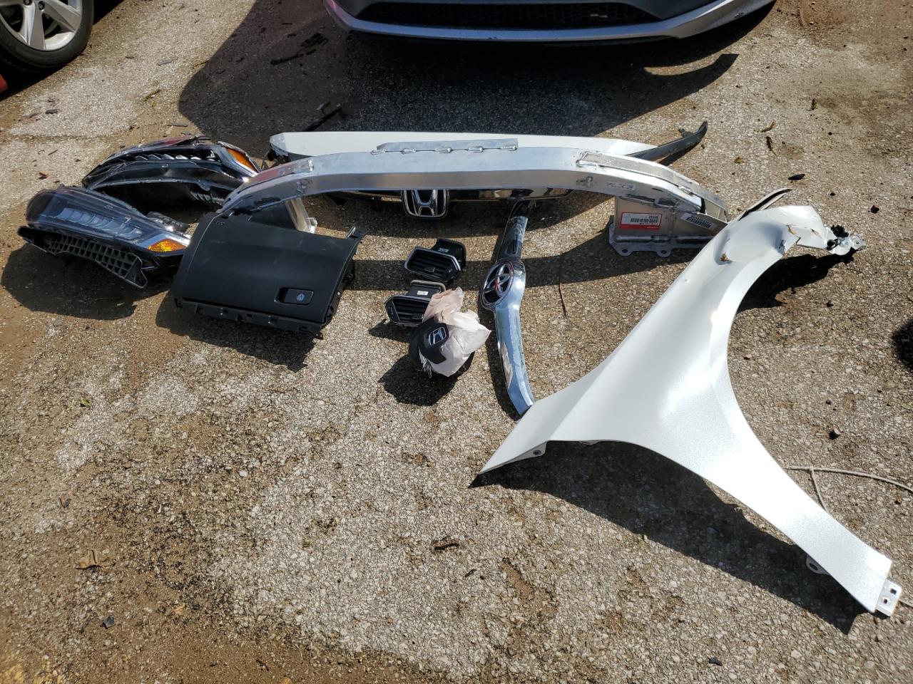 2022 HONDA ACCORD SPORT VIN:1HGCV1F34NA057925