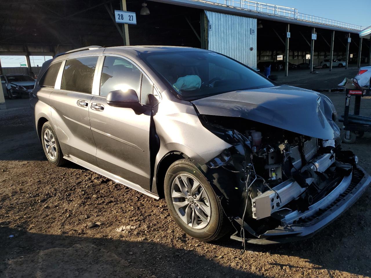 2023 TOYOTA SIENNA XLE VIN:5TDYRKEC8PS145589