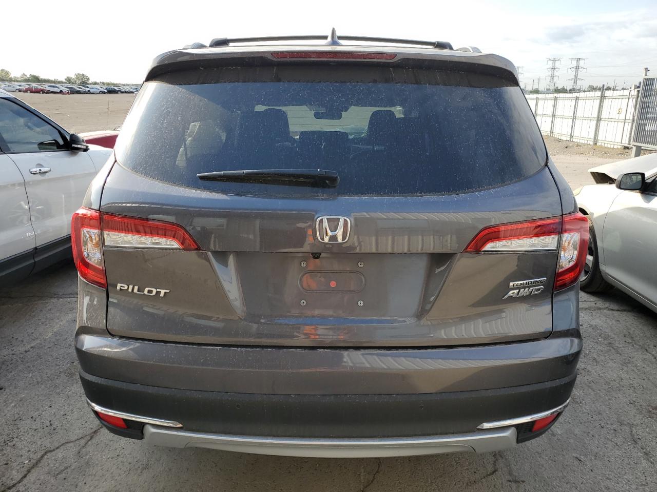 2022 HONDA PILOT TOURING VIN:5FNYF6H66NB010666