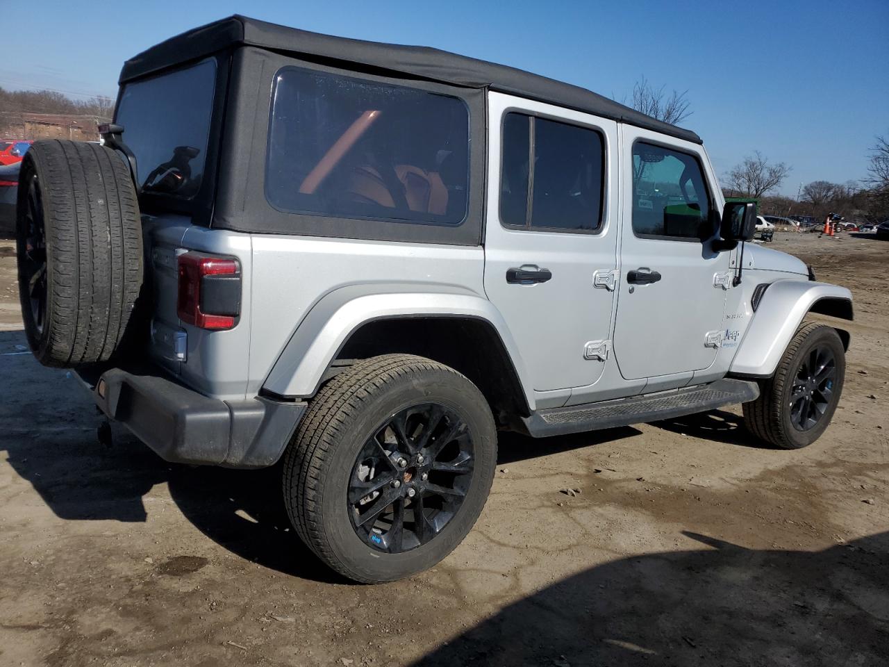 2022 JEEP WRANGLER UNLIMITED SAHARA 4XE VIN:1C4JJXP60NW172988