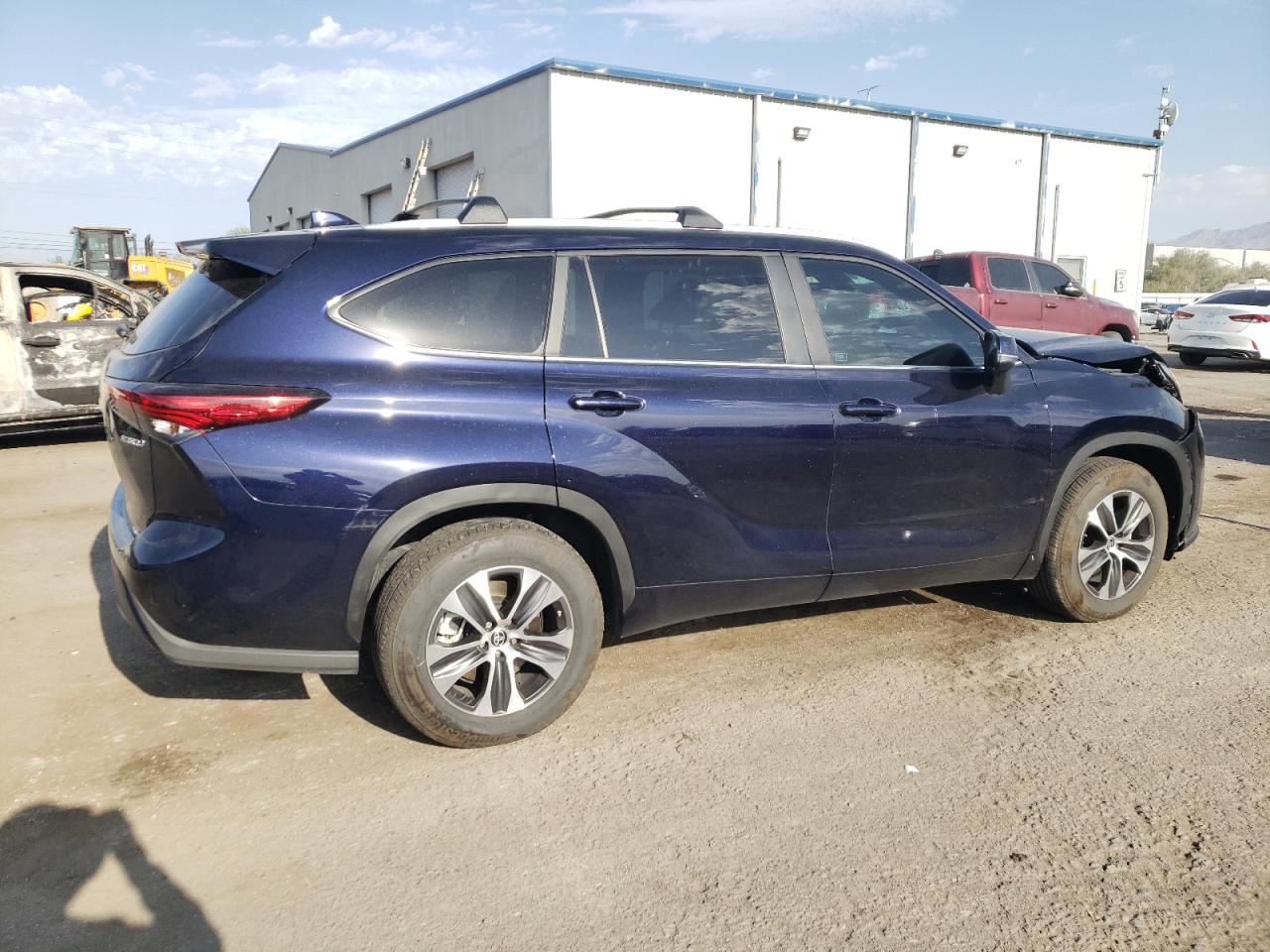 2023 TOYOTA HIGHLANDER HYBRID XLE VIN:5TDKARAH5PS022999