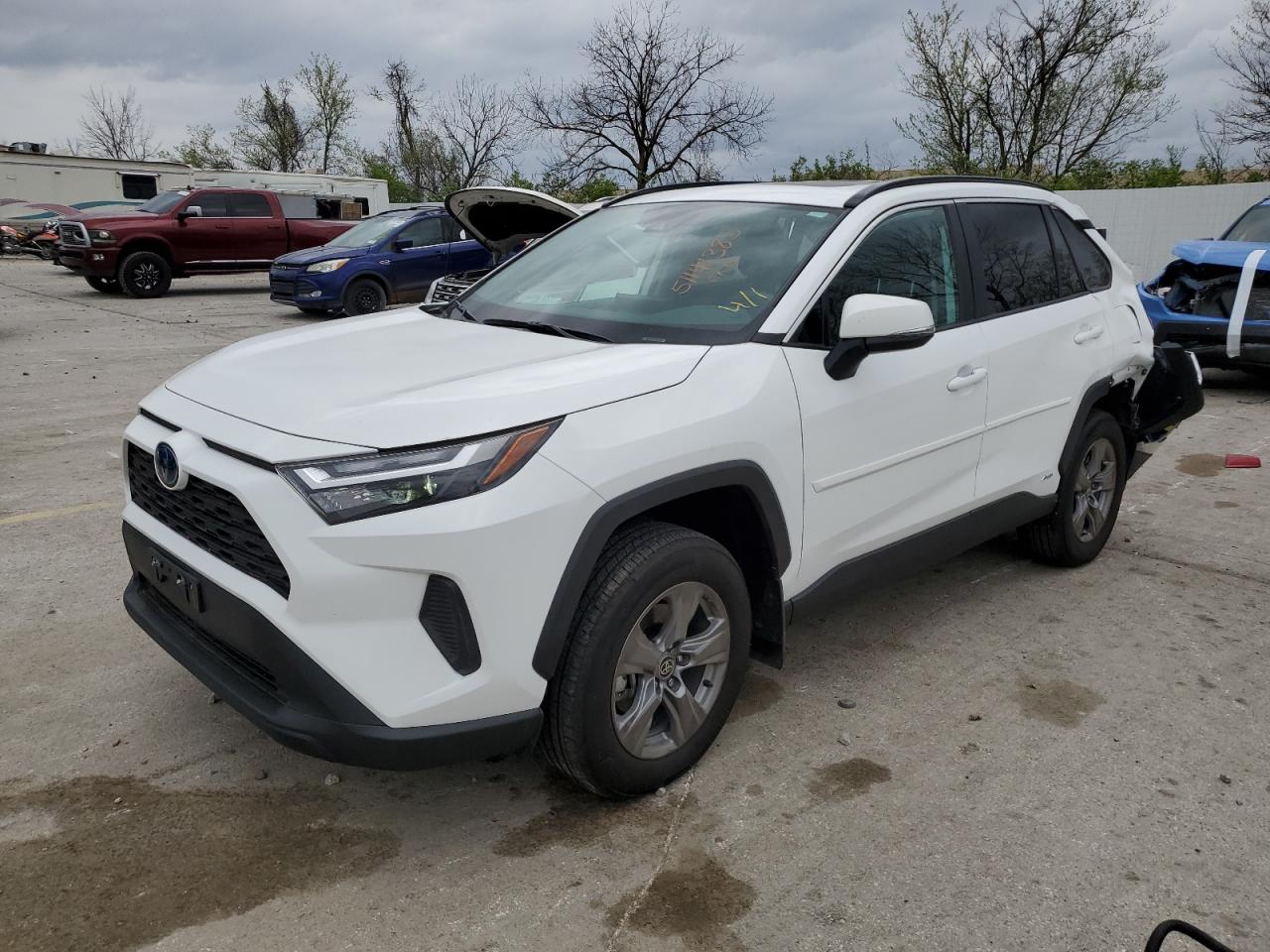 2024 TOYOTA RAV4 XLE VIN:4T3RWRFV0RU130883