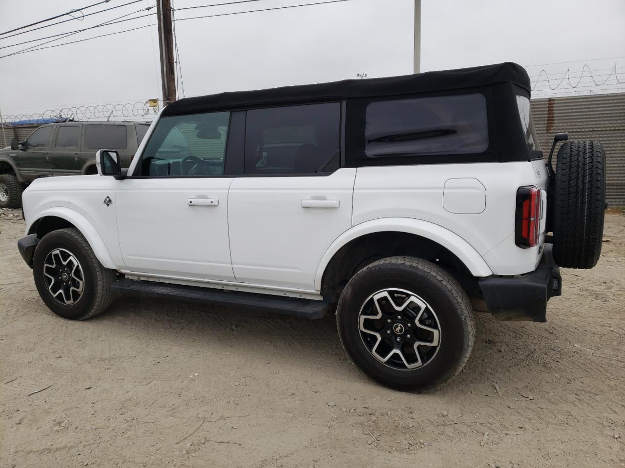 2022 FORD BRONCO BASE VIN:1FMDE5BH8NLB59272