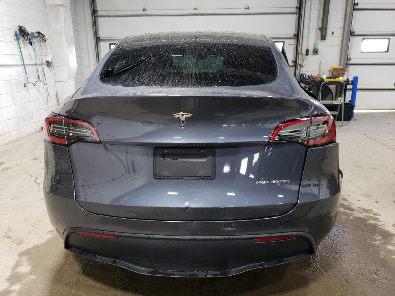 2023 TESLA MODEL Y  VIN:7SAYGDEE6PF698980