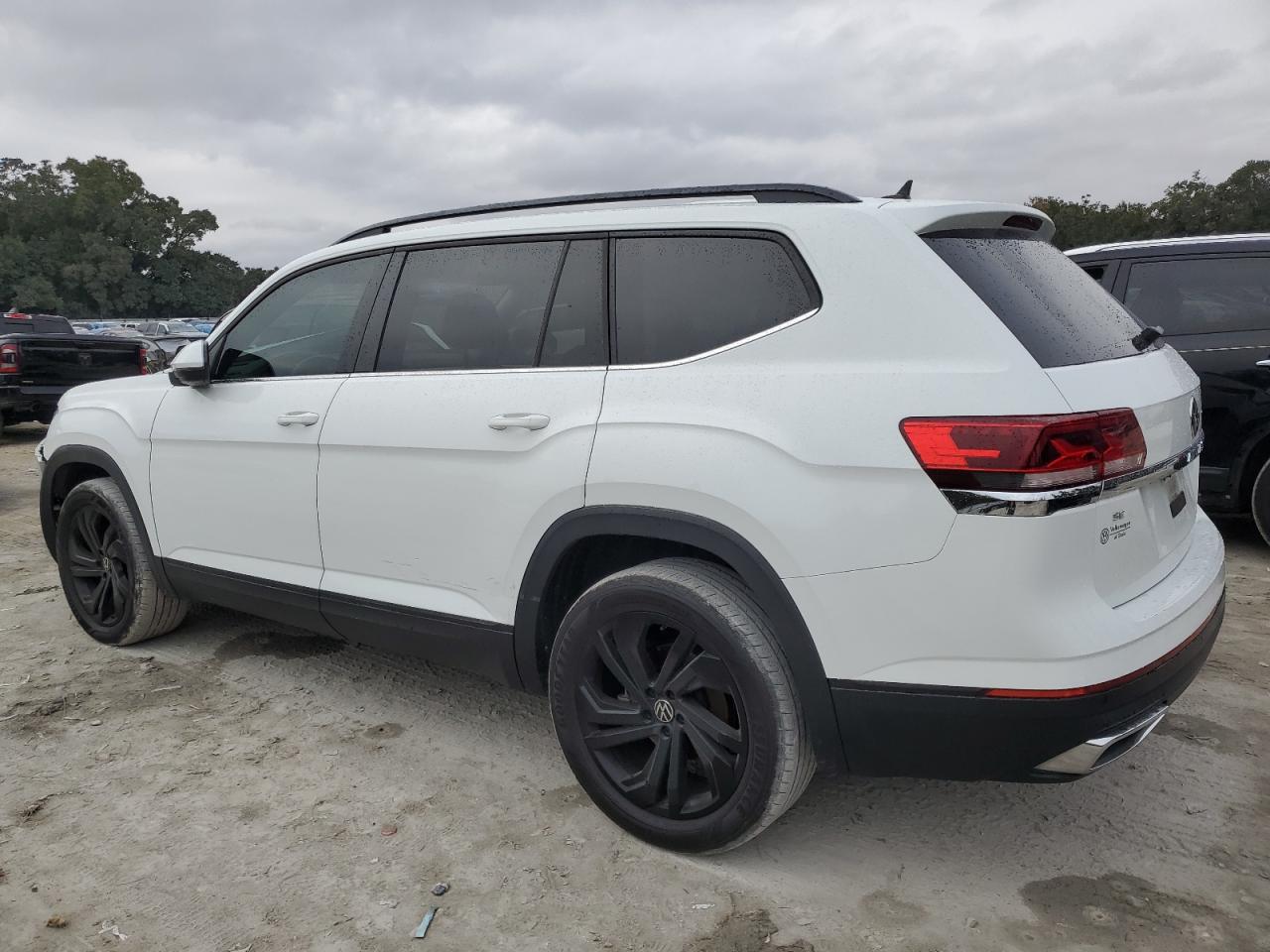 2022 VOLKSWAGEN ATLAS SE VIN:1V2JP2CA2NC560333