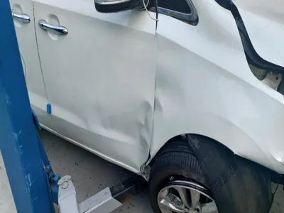 2017 Kia Carnival VIN: