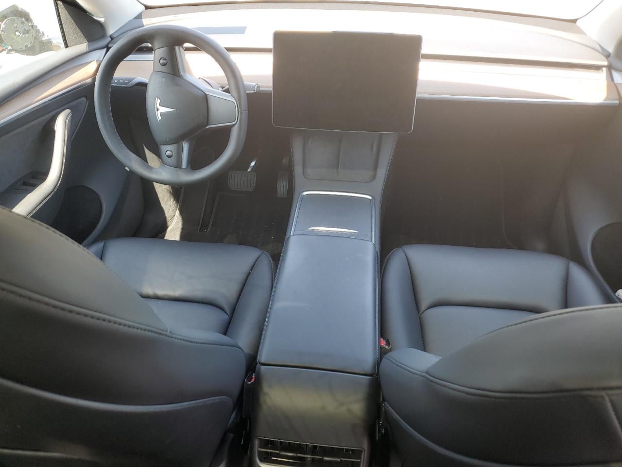 2023 TESLA MODEL Y  VIN:7SAYGDEE3PF663295