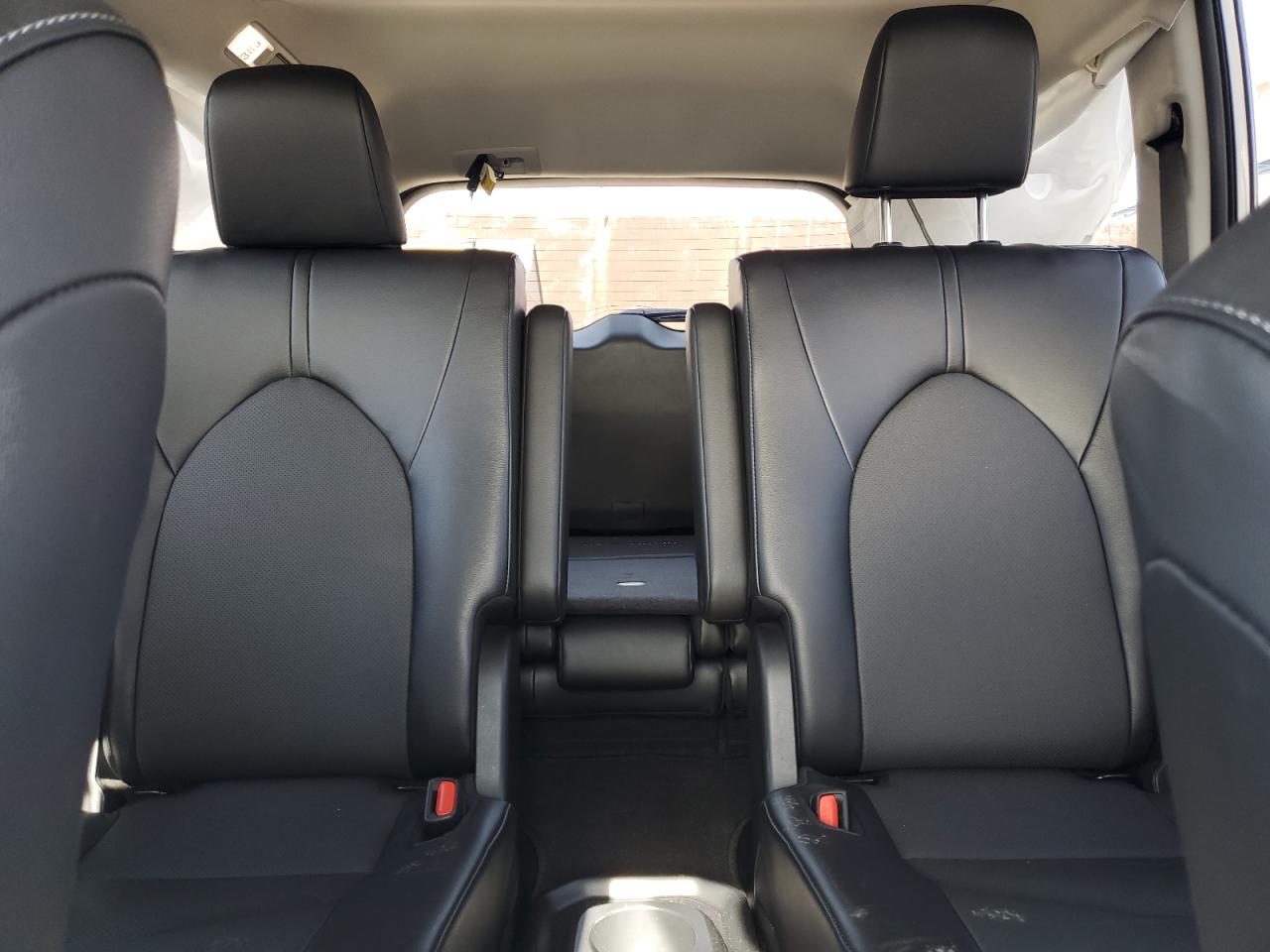 2024 TOYOTA GRAND HIGHLANDER XLE VIN:5TDACAB56RS001951