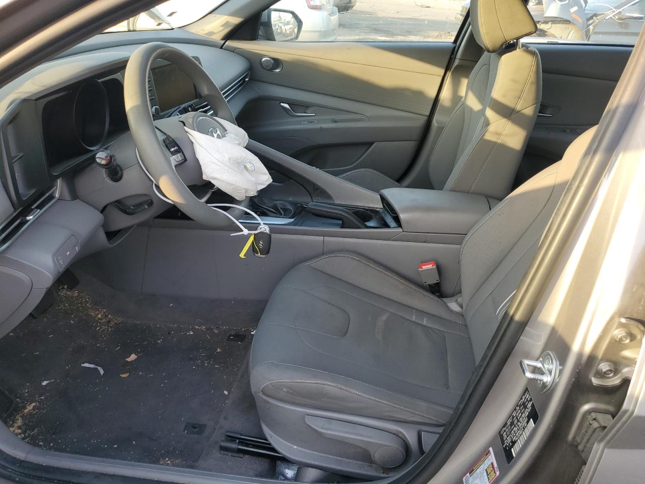 2023 HYUNDAI ELANTRA SEL VIN:KMHLM4AG1PU390822