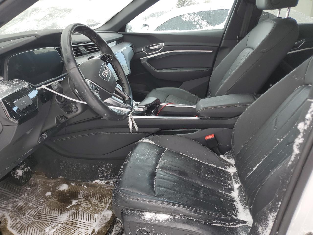 2022 AUDI E-TRON PREMIUM VIN:WA1AAAGE6NB042543