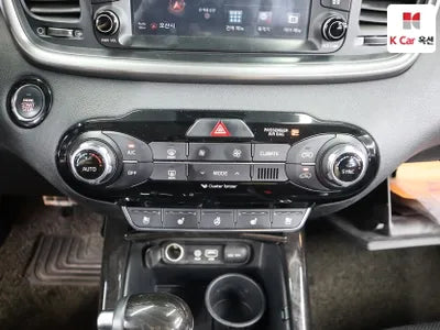 2017 Kia Sorento KNAPS81ABHA353094 VIN:KNAPS81ABHA353094