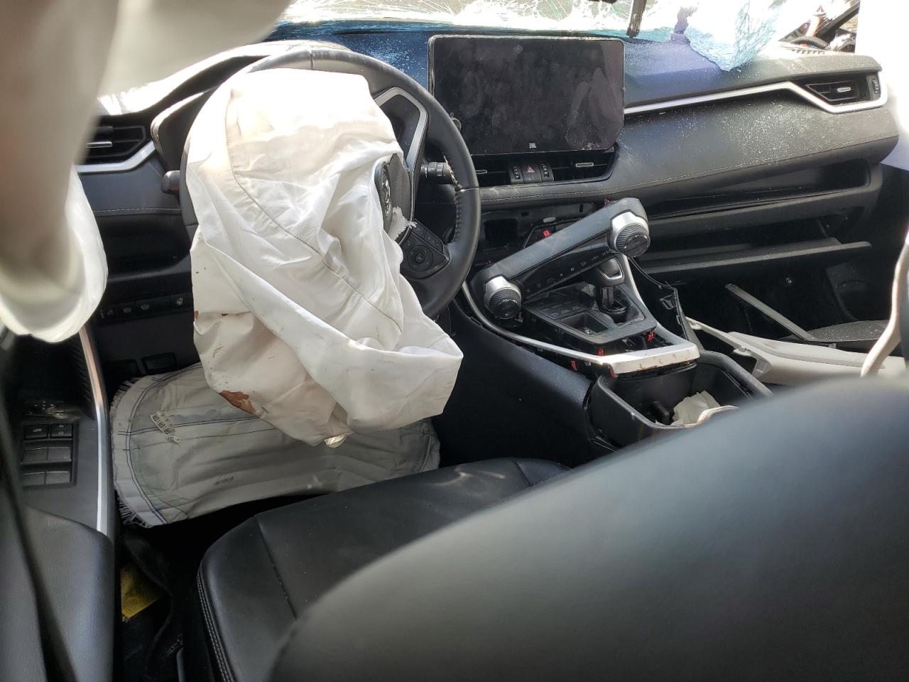 2023 TOYOTA RAV4 XLE PREMIUM VIN:2T3A1RFV4PW343764