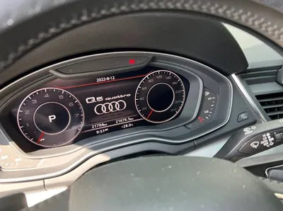2020 Audi Q5 VIN: