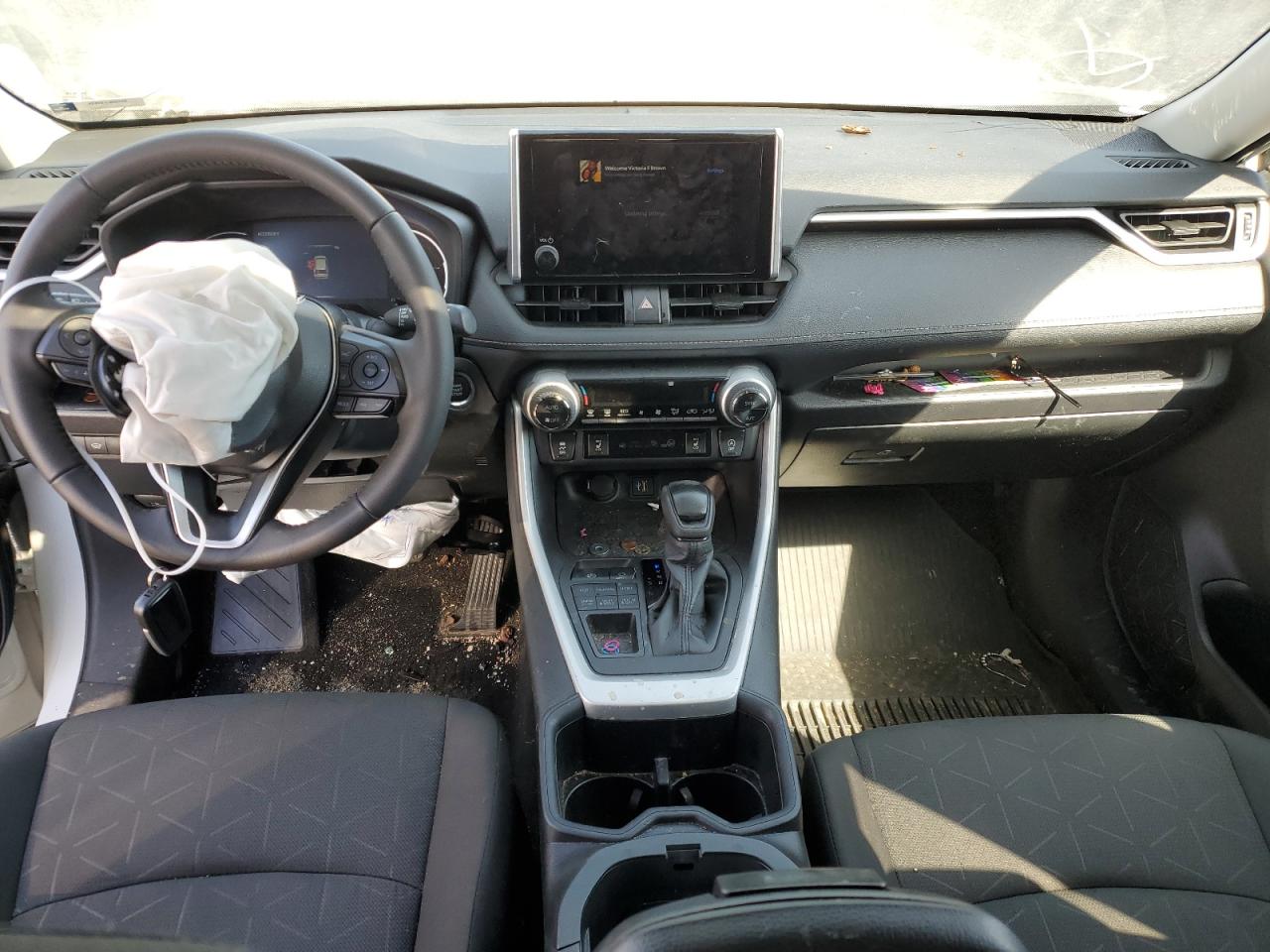 2024 TOYOTA RAV4 XLE VIN:2T3P1RFV0RW423057