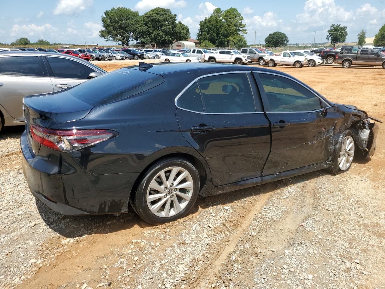 2024 TOYOTA CAMRY LE VIN:4T1C11AK8RU879829