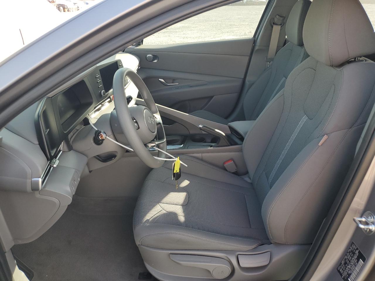 2024 HYUNDAI ELANTRA SE VIN:KMHLL4DG9RU777460