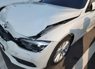 2016 BMW 320 WBA8C5103GK636106 VIN:WBA8C5103GK636106