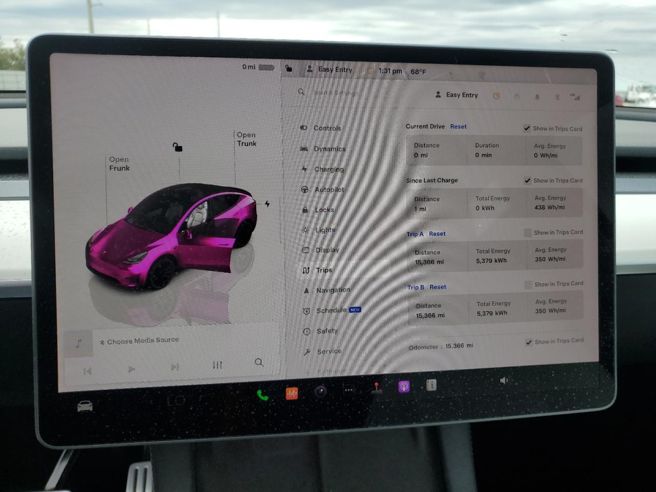 2022 TESLA MODEL Y  VIN:7SAYGDEF5NF565567