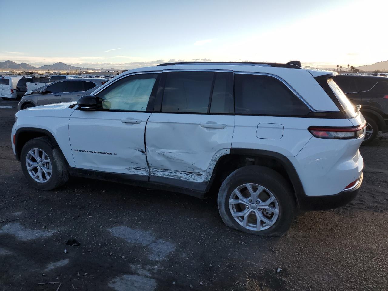 2022 JEEP GRAND CHEROKEE LIMITED VIN:1C4RJGBGXN8630902