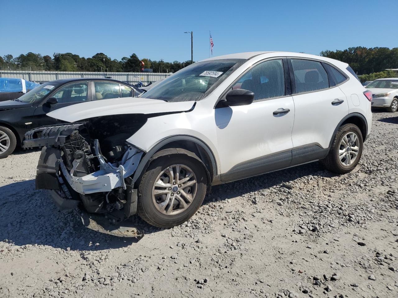 2022 FORD ESCAPE S VIN:1FMCU9F61NUB00590