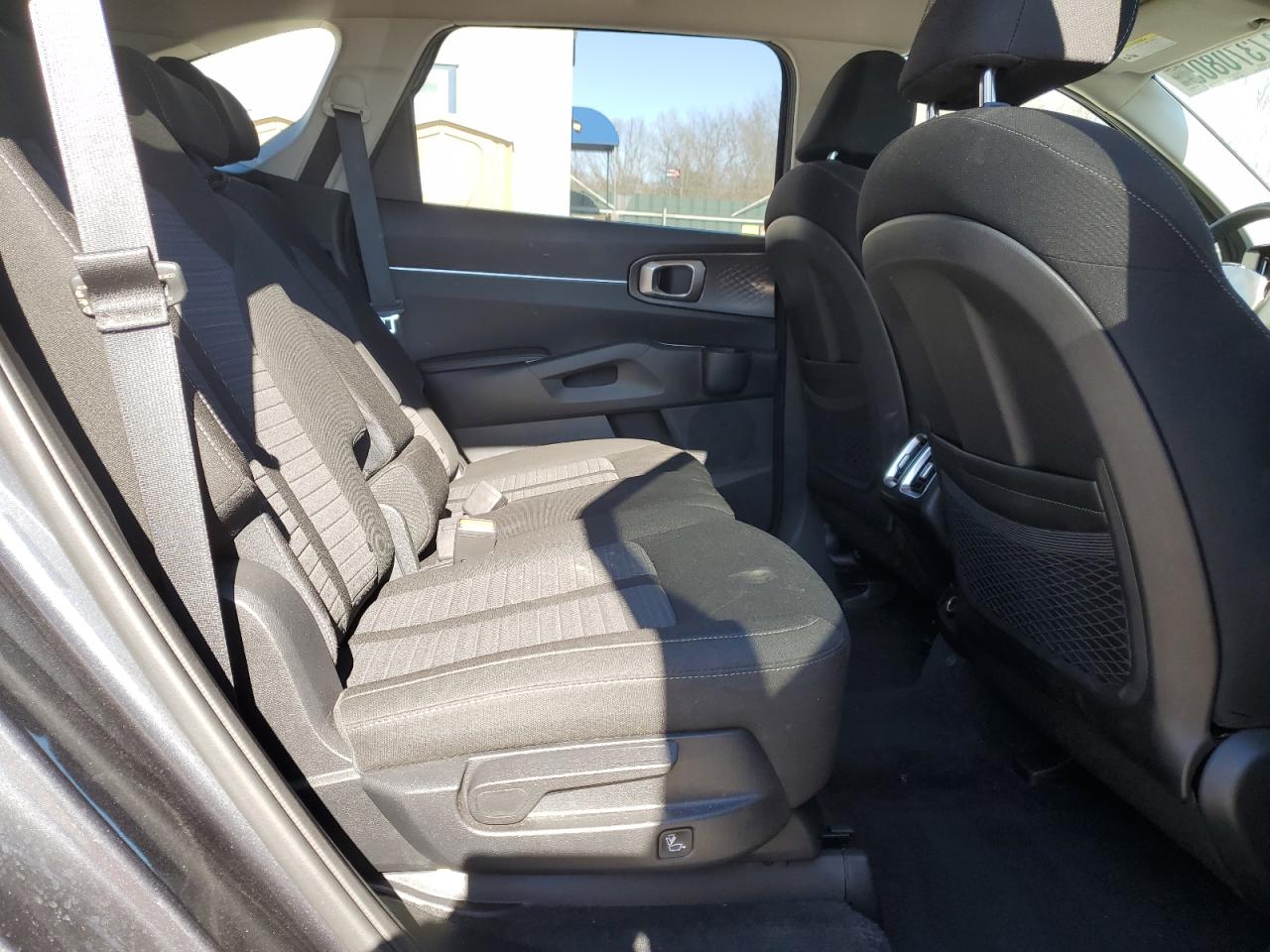 2022 KIA SORENTO LX VIN:5XYRGDLC3NG159872