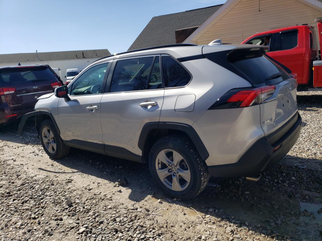 2022 TOYOTA RAV4 XLE VIN:4T3RWRFV9NU076543