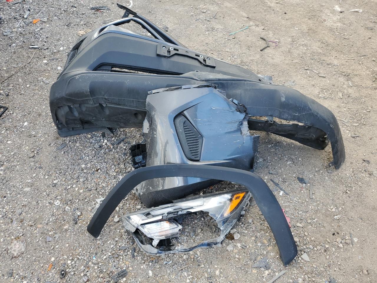 2022 TOYOTA RAV4 XLE VIN:JTMRWRFVXND163154